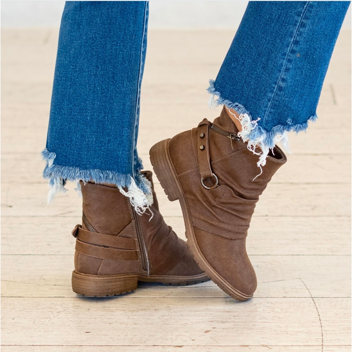 Very G Natasha Brown Ruched Ankle Boots Size 8 Vglb0447-200 Harness Moto Boho